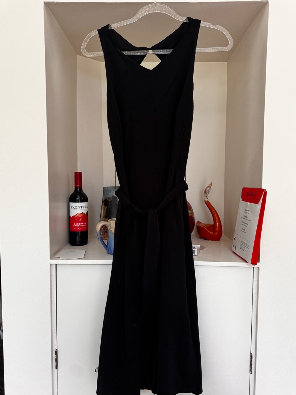 Ann Taylor Black High V Neck Open Back Maxi Dress Belted Size 10